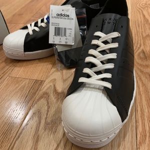 Barney’s New York x adidas super star.